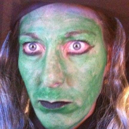 Mombie Zombie Zoe Show — inside the room